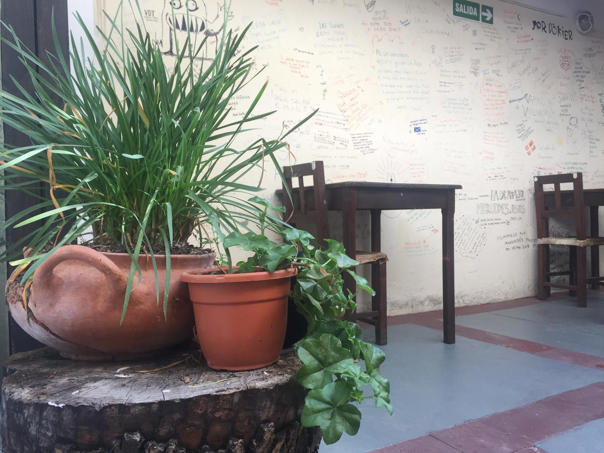 Las Rejas Hostel Сальта Екстер'єр фото
