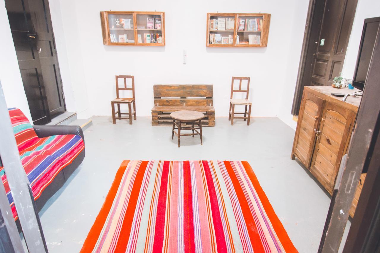 Las Rejas Hostel Сальта Екстер'єр фото