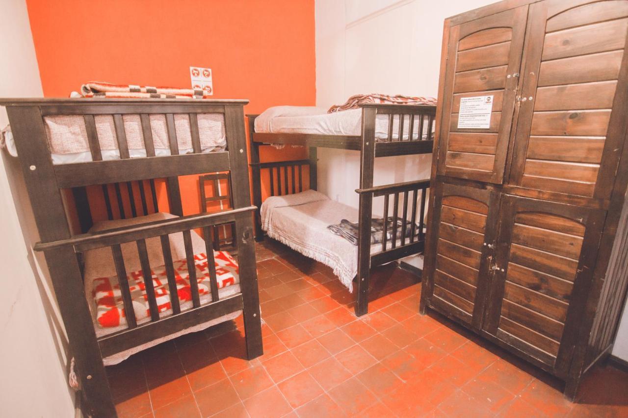 Las Rejas Hostel Сальта Екстер'єр фото